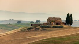 comp_Farmhouse Crete Senesi Kopie.jpg