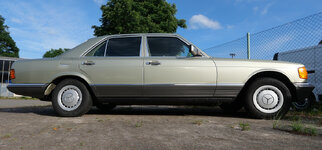 W126.jpg