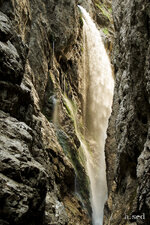 Wasserfall.jpg
