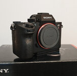 Sony_A7R_III_02.jpg