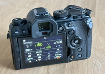 OM-1-3.png