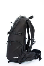 EVOC CP 18l 1klein.jpg