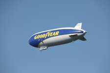 Zeppelin_1.jpg