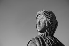 DSC07992-mono.jpg