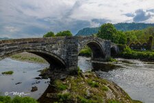 Steinbogenbrücke Pont Fawr.jpg