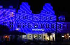 DSC03988 Light Show Lichter Show Markt Strahler 1920.jpg