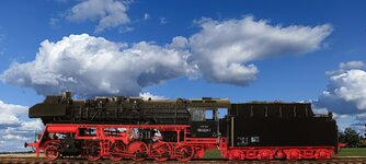 Dampflok-vor-Wolkenhintergrund.jpg