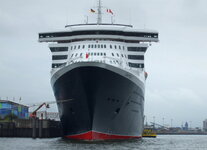 DSCF7619 Queen Mary 2 in Hamburg.JPG
