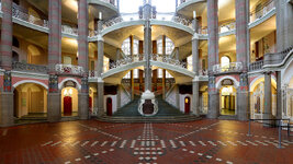 IMG_3848a_mini_DSLR.jpg