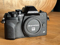 OM-D-E-M10-1.jpg
