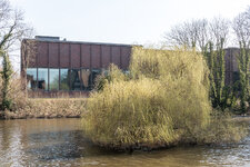 20250323_LG_5D41_092c_Willy-Brandt-Strasse_Museum-Rueckseite-dslr.jpg