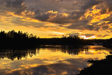 Abend-am-See-in-Schweden.jpg