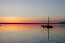 Boot Sonnenaufgang.jpg