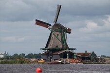PICT0077_1.jpg