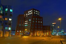 rechtes Gehry-Haus 8-3-12-d.jpg