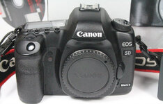 Canon 5D Mark II_2.jpg