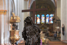 LR5-5935_DSLR.jpg LR5-5935_DSLR.jpg