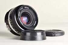 Nikkor20mmAi3.5_a.jpg
