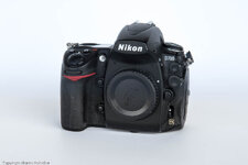 Nikon D700-1.jpg