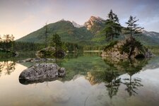 AUST0107-02-lightroom.jpg AUST0107-02-lightroom.jpg