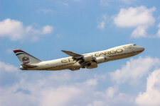 Etihad Cargo 748-2.jpg