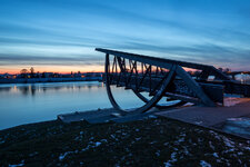 Ladenburg Neckar Blaue Stunde 01.jpg