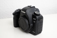 XE2I5569.jpg