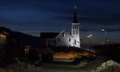 Kirche bei Nacht.jpg