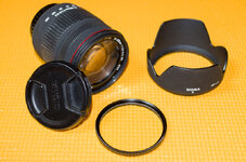 Sigma18200-3.jpg