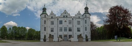 IMG_1984_stitch_1200.jpg