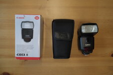 Canon_Speedlight_430EXII.jpg
