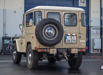 Toyota-Landcruiser-FJ-2.jpg