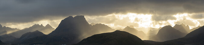 lofoten_20171018_N1133-Pano_k.jpg